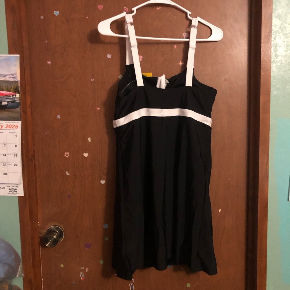 NWT Lands End Black & White Zip Front Swim Dress - Picture 7 of 10